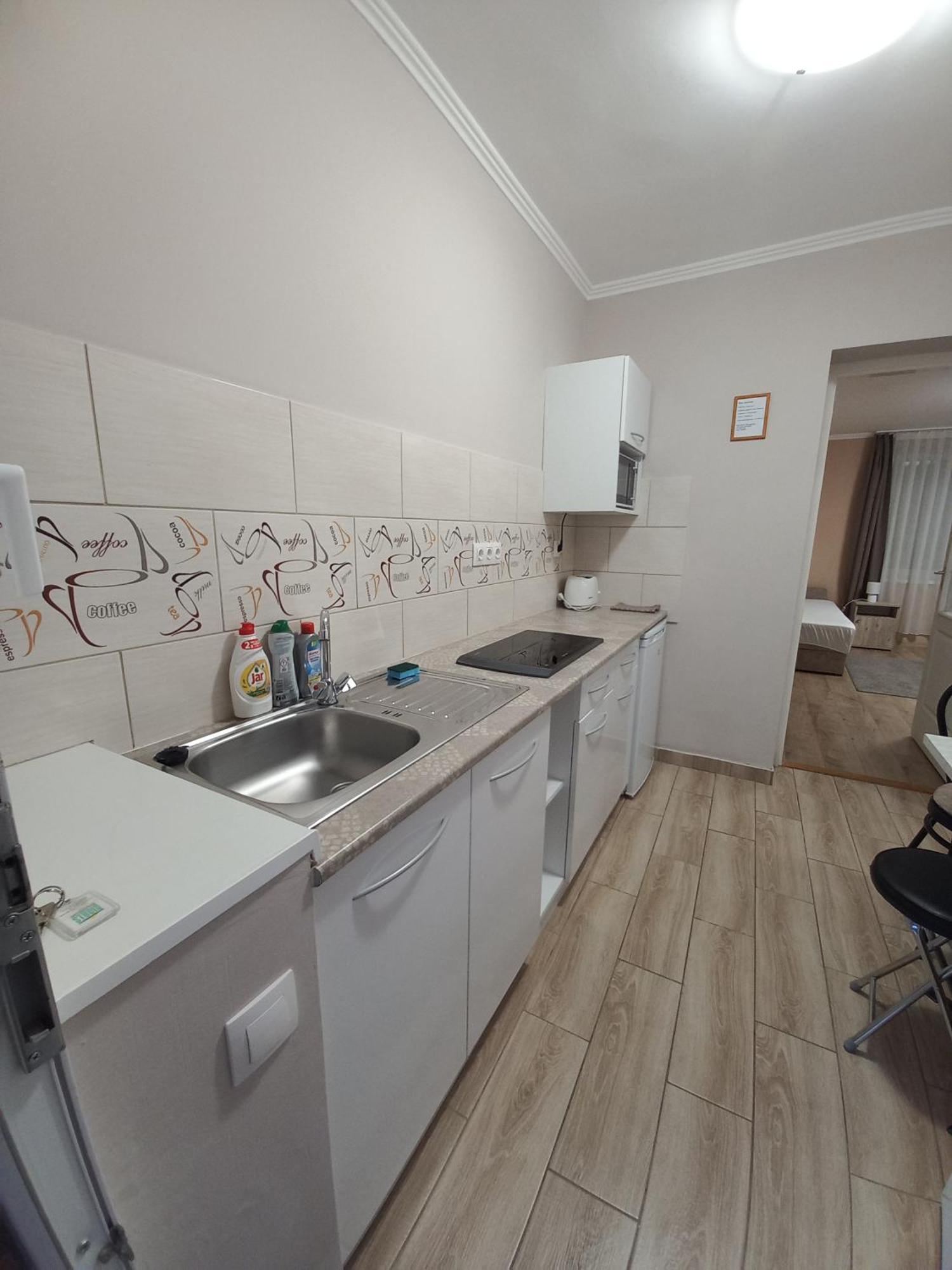 Ilona Apartman Дьюла Екстер'єр фото